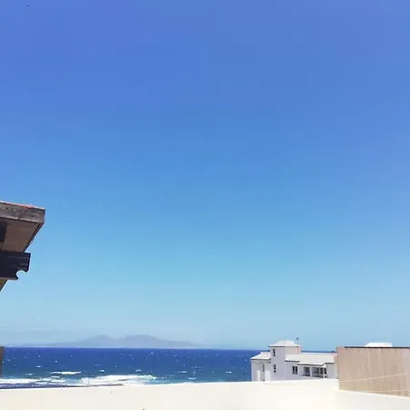 Punta Del Isla - 3 Bed With Amazing Roof Terrace 코라레호